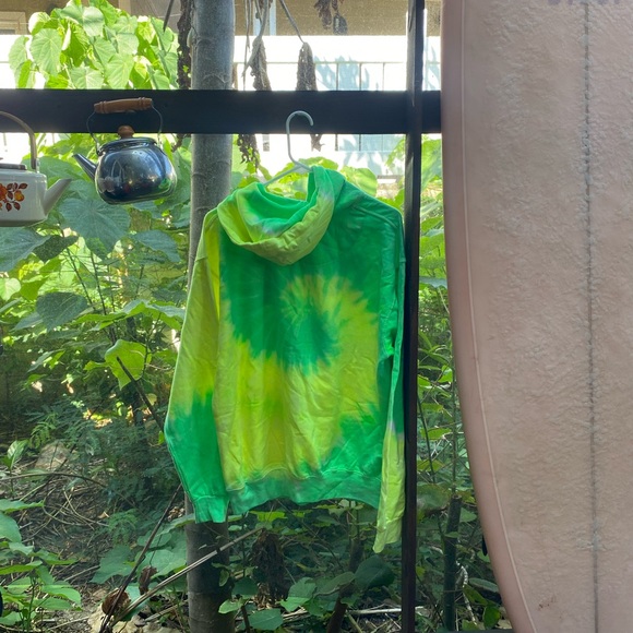 Creature hoodie - Picture 2 of 3